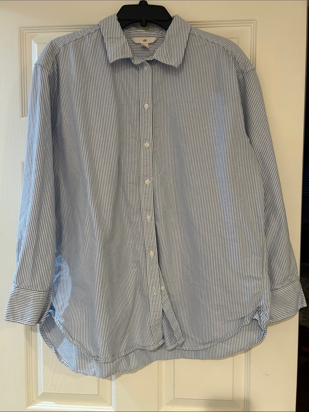 H&M Blue & White Pinstripe Women’s Button-Down Shirt
